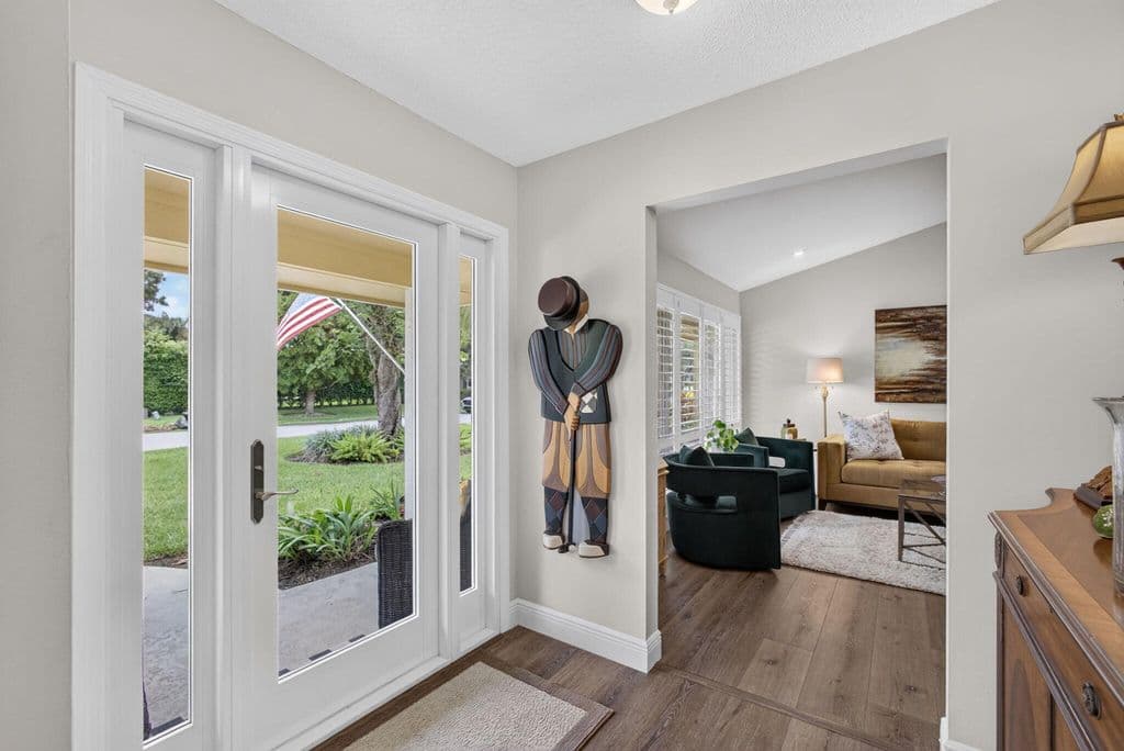 3-bedroom Single-Family Home — 26 Cambria Road W