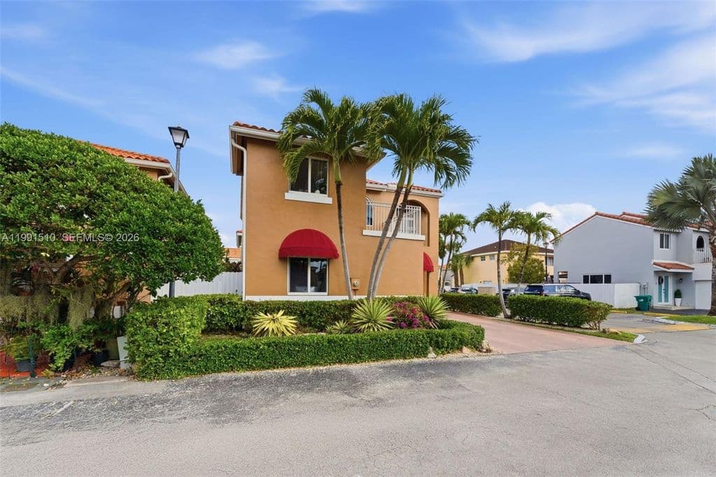 5-bedroom Single-Family Home — 8657 NW 2nd St