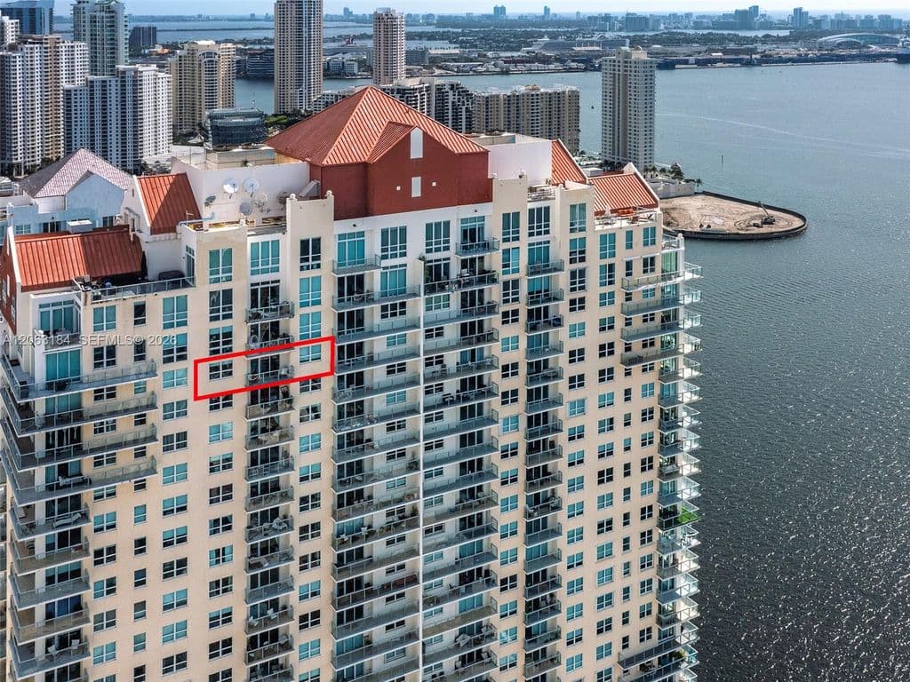 2+1 Condo — 1155 Brickell Bay Dr APT 3403