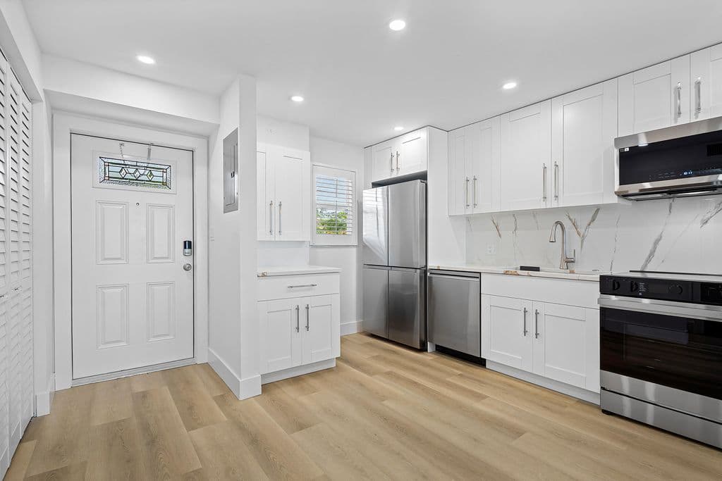 2+1 Condo — 750 NE Spanish River Boulevard #1090