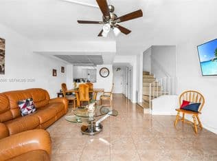 2-bedroom Condo — 6600 W 2nd Ct #24, Hialeah, 33012