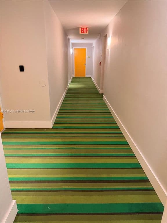 1+1 Condo — 133 NE 2nd Ave APT 209
