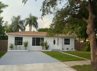 3+1 Müstakil ev — 1931 Mayo St, Hollywood, 33020