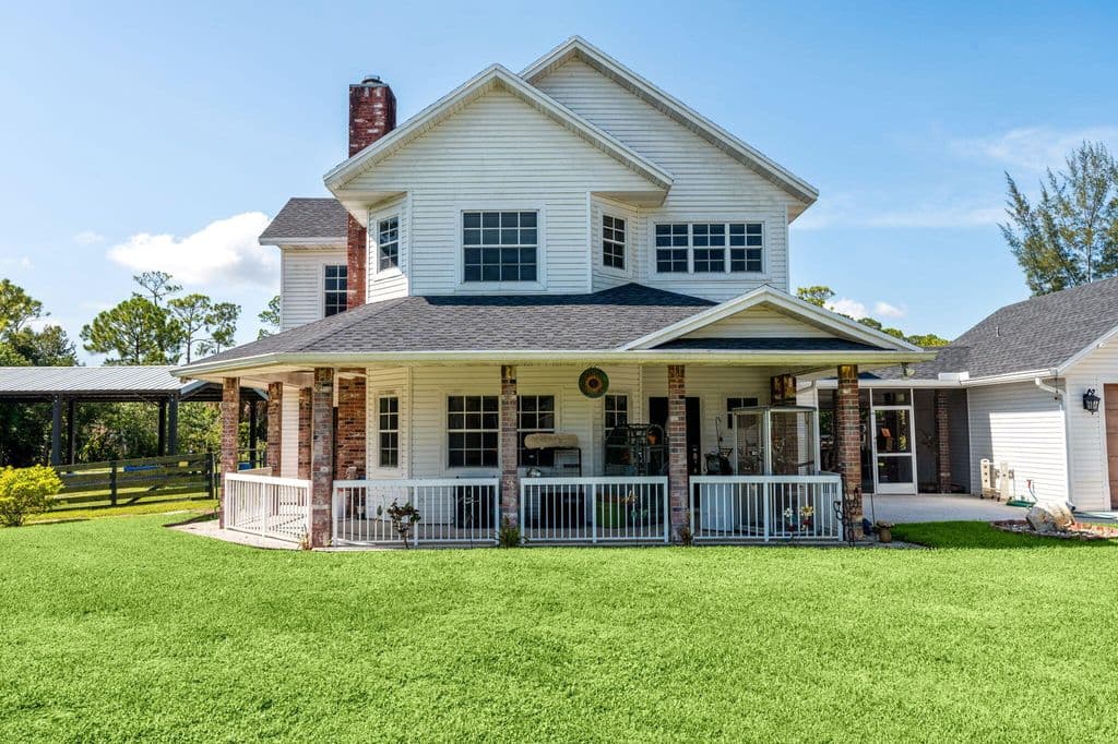 3-bedroom Single-Family Home — 14366 73rd Street N