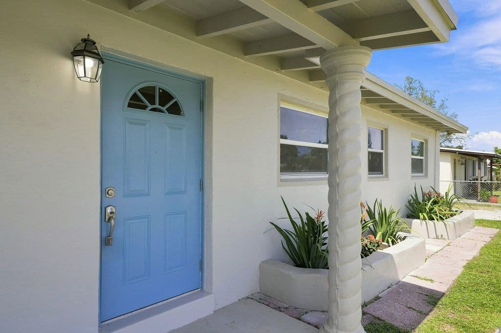 3-bedroom Single-Family Home — 1629 NW 15TH Court