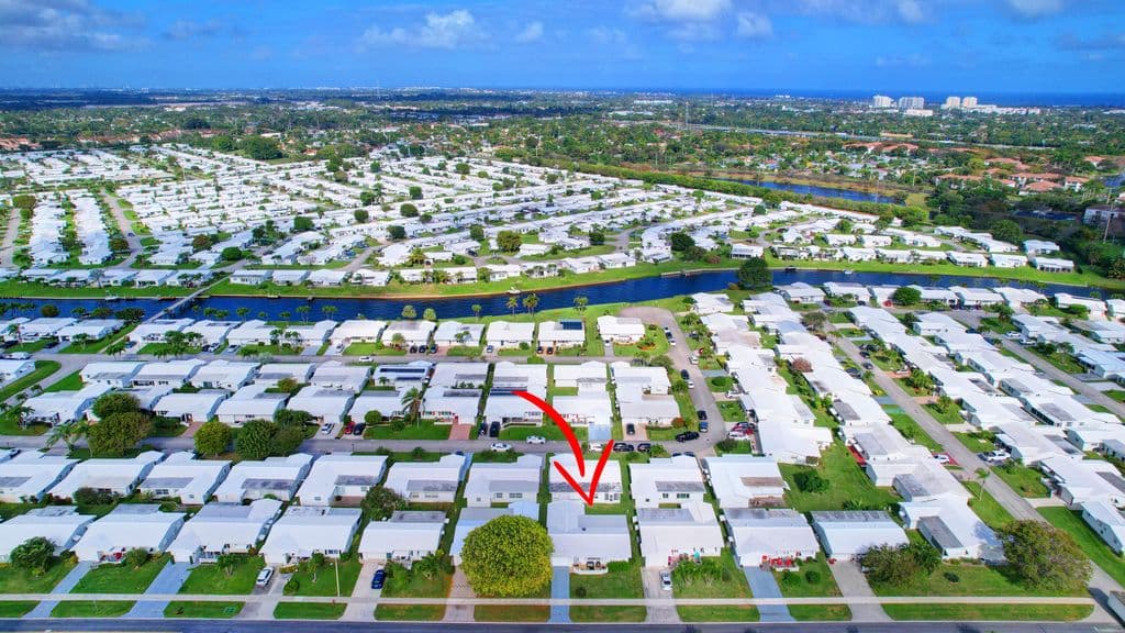 2-bedroom Single-Family Home — 716 SW 18th Street