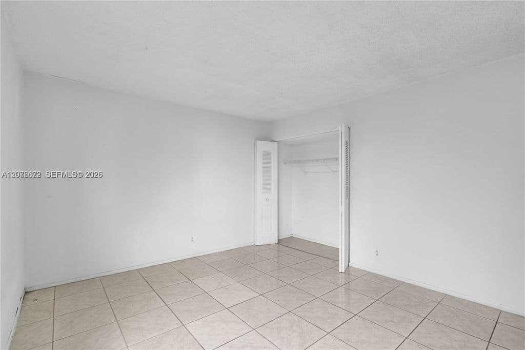 3+1 Condo — 9001 SW 77th Ave APT C402