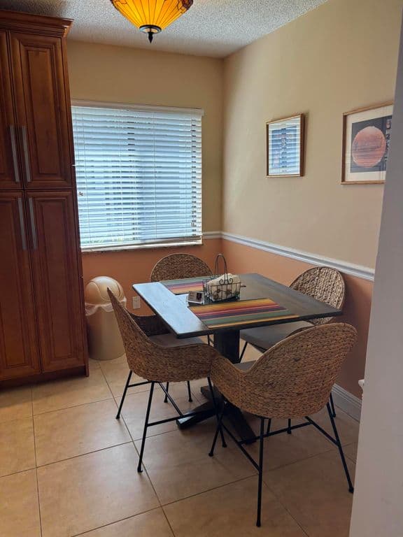 2-bedroom Condo — 60 Pelican Pointe Drive #1020