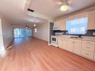 2+1 Condo — 2832 Fillmore St APT 20, Hollywood, 33020