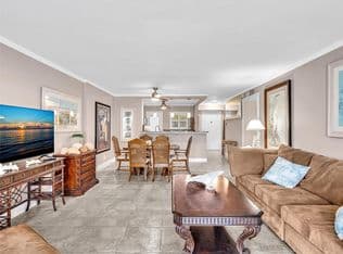 2-bedroom Condo — 201 SE 11th Ter APT 303, Dania, 33004