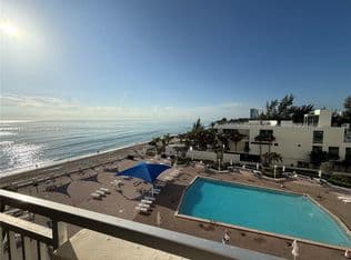 2+1 Condo — 3180 S Ocean Dr APT 509, Hallandale, 33009