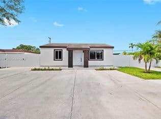 2-bedroom Single-Family Home — 1720 SW 67th Ave, Miami, 33155