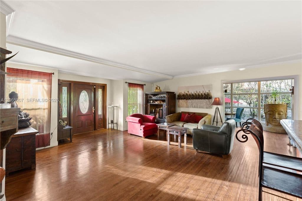 3-bedroom Single-Family Home — 6315 Maynada St