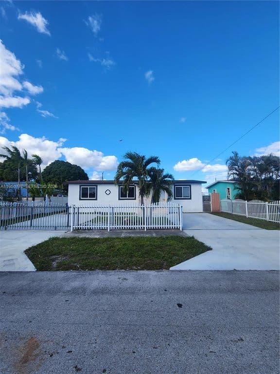 3-bedroom Single-Family Home — 4221 NW 169th Ter