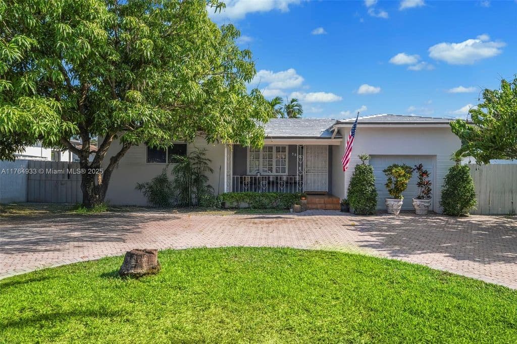 4+1 Müstakil ev — 5810 SW 22nd St
