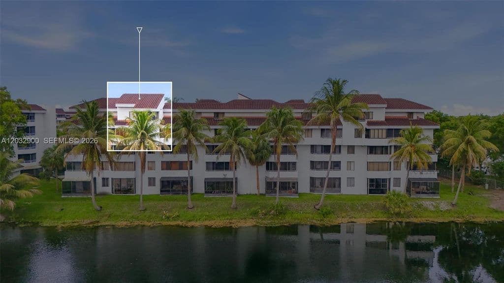3+1 Condo — 8335 SW 152nd Ave #B411