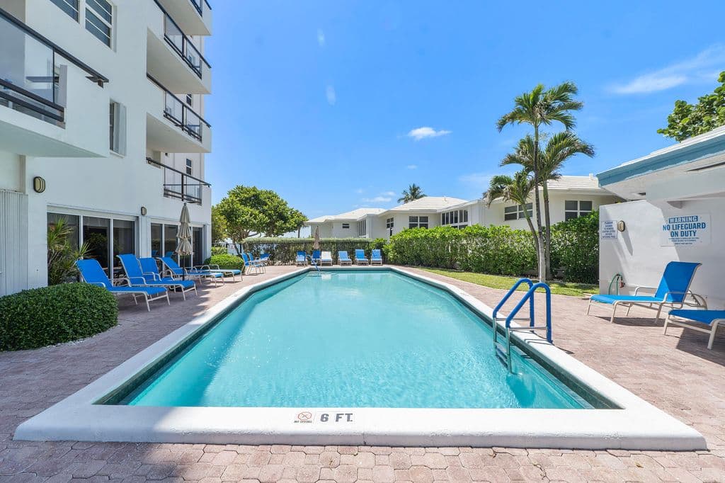 2+1 Condo — 1500 S Ocean Boulevard #1101