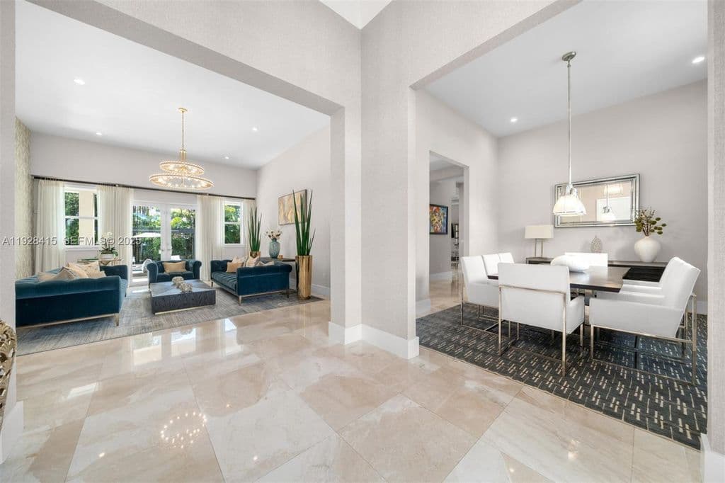 4+1 Müstakil ev — 7222 SW 79th Ter