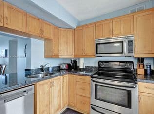 2+1 Condo — 2651 S Course Dr APT 203, Pompano Beach, 33069
