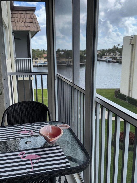 2+1 Condo — 650 Snug Harbor Drive #G407