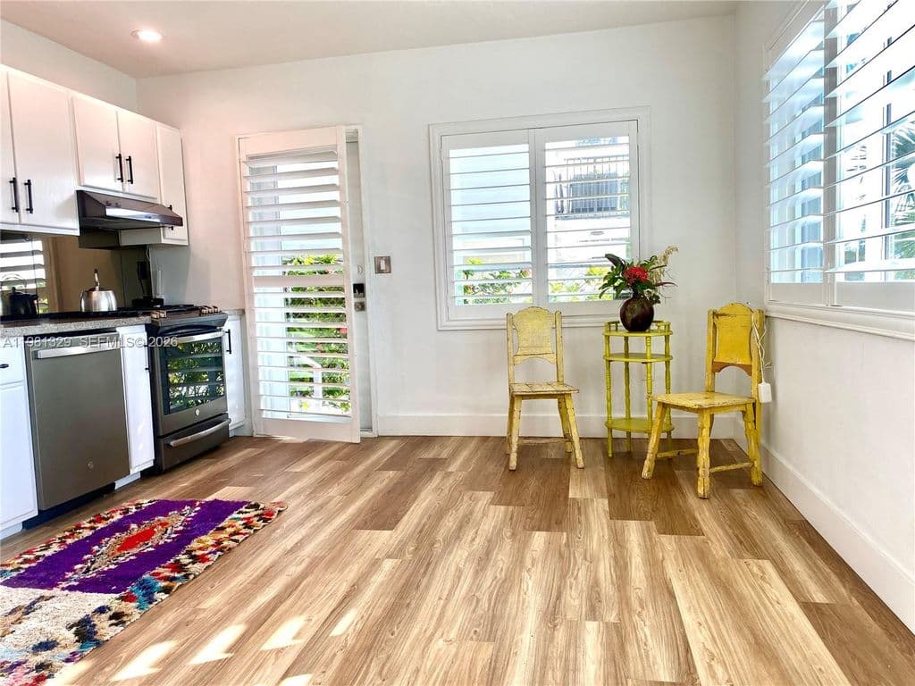 2+1 Condo — 8040 Tatum Waterway Dr APT 5