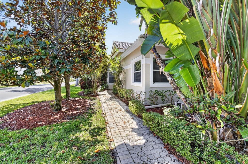 3-bedroom Single-Family Home — 6694 NW 26th Way