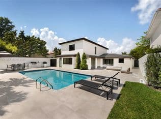 3-bedroom Single-Family Home — 2805 SW 4th Ave, Miami, 33129