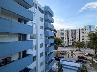 1+1 Condo — 5050 NW 7th St APT 511, Miami, 33126