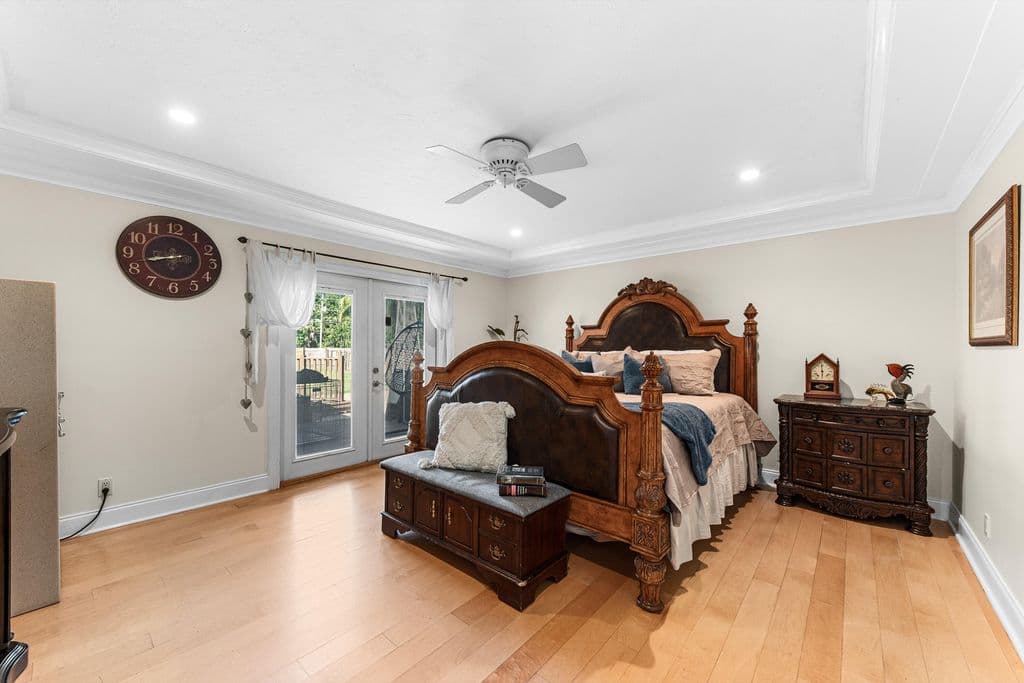 4+1 Müstakil ev — 6567 Cindi Lane