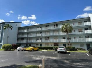 2+1 Condo — 7680 NW 18th Street #406, Pompano Beach, 33063