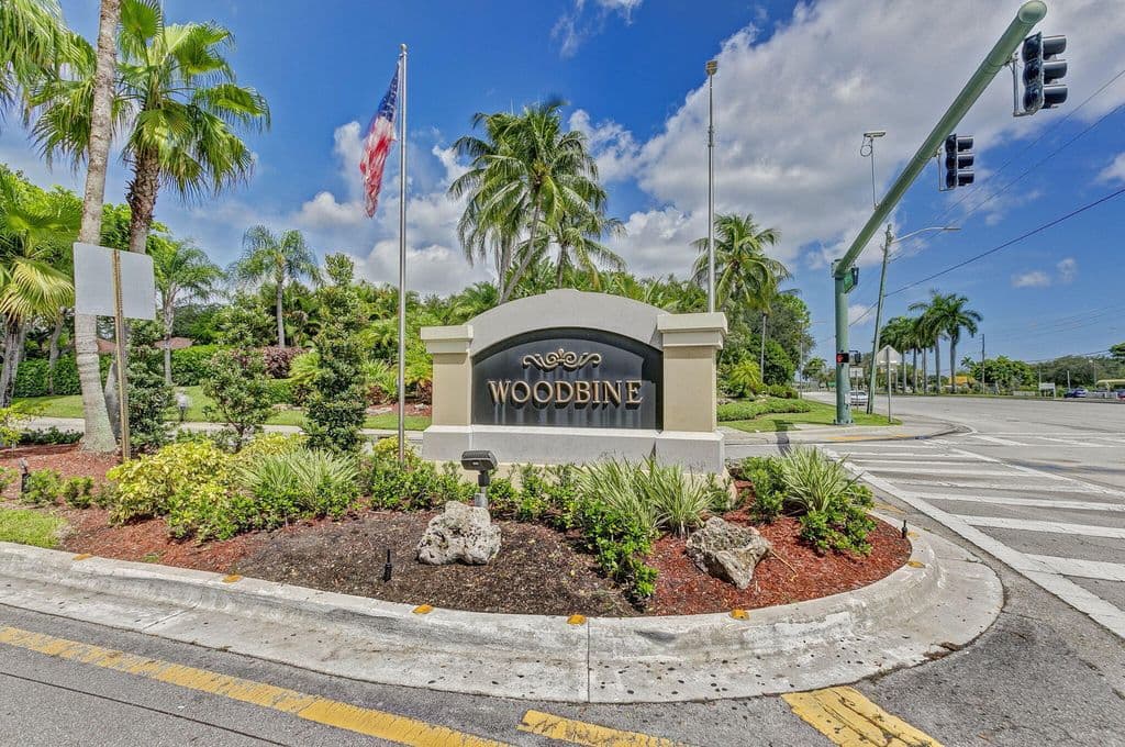 4-bedroom Single-Family Home — 8058 Via Hacienda