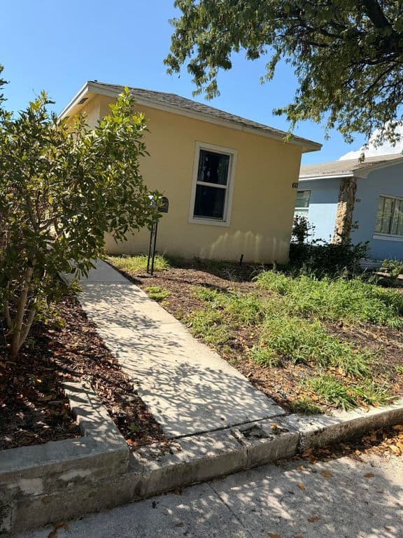 3-bedroom Single-Family Home — 611 N F Street