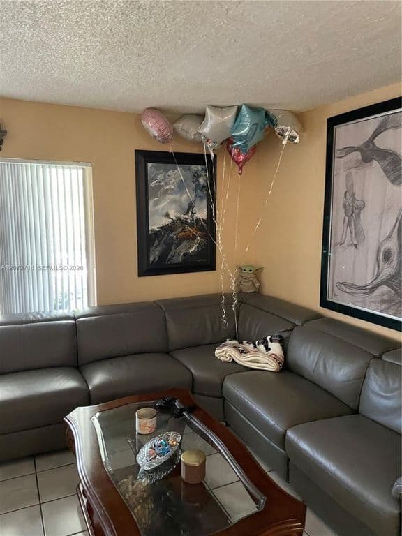 2+1 Condo — 8500 SW 212th St APT 309