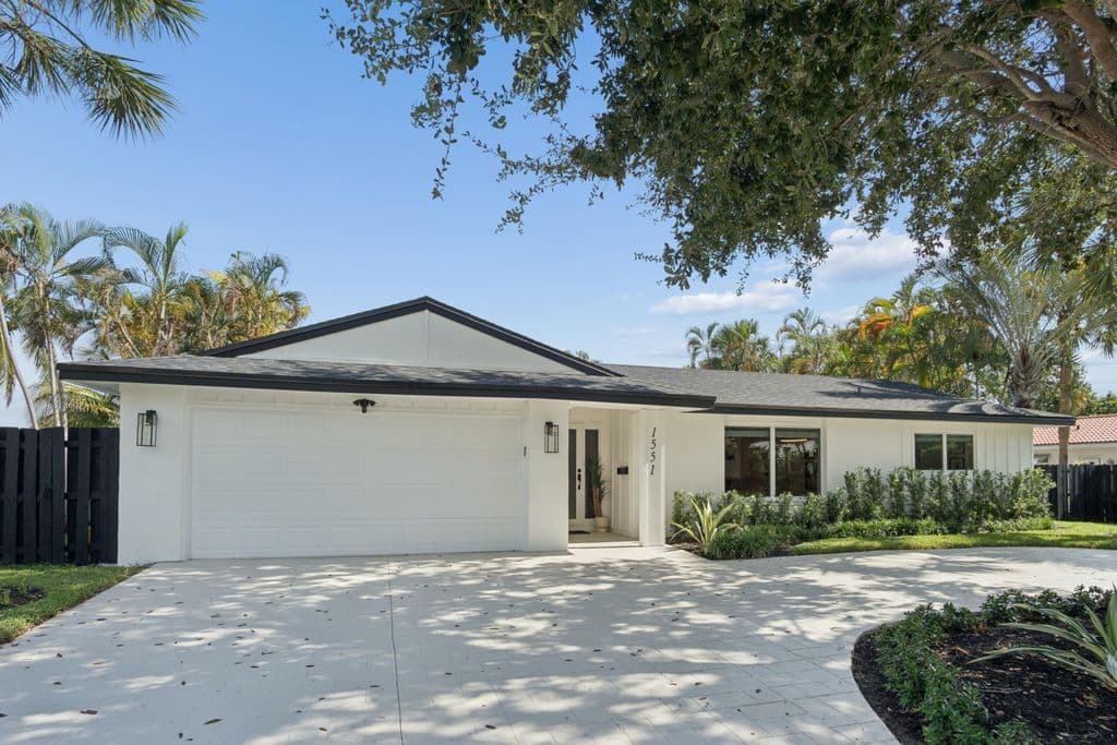 4-bedroom Single-Family Home — 1551 SW 10TH Street