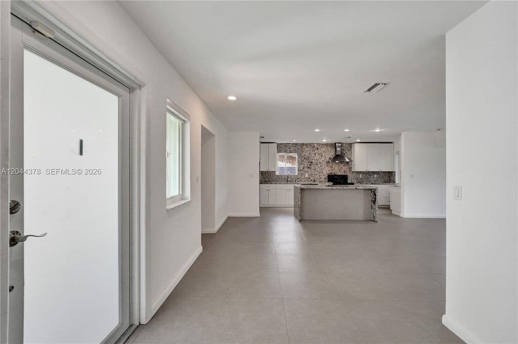 3-bedroom Single-Family Home — 4311 Hayes St