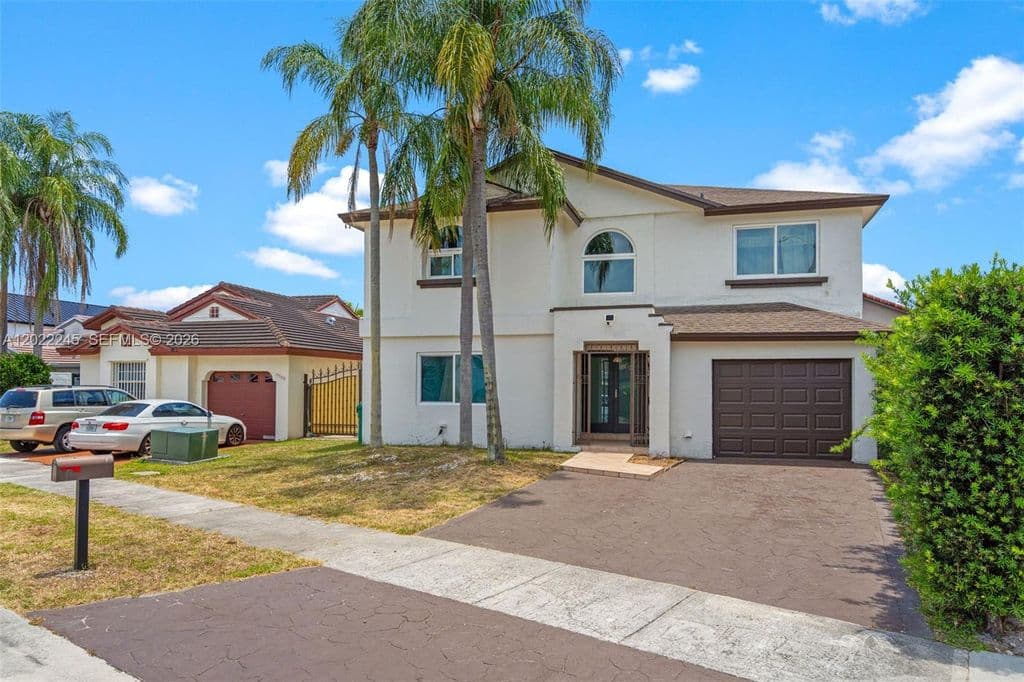4-bedroom Single-Family Home — 15530 SW 59th St