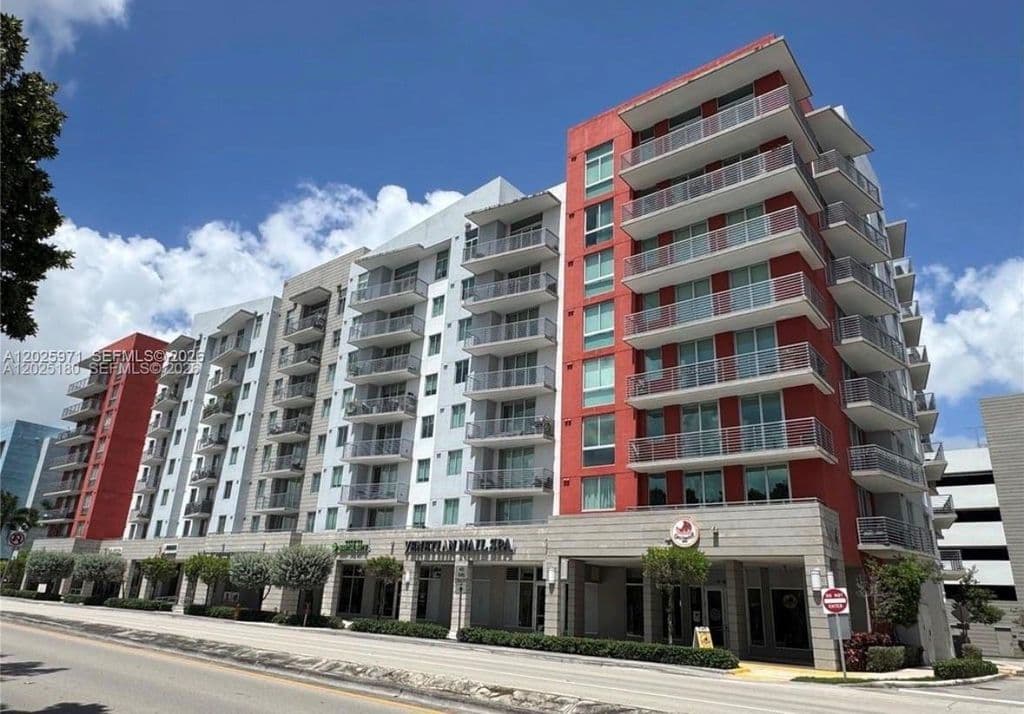 1+1 Condo — 7875 NW 107th Ave APT 504