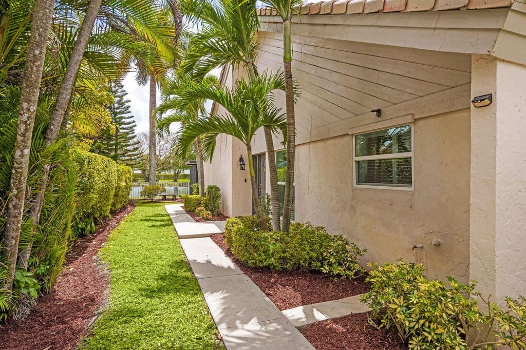 2-bedroom Property — 9722 Erica Court