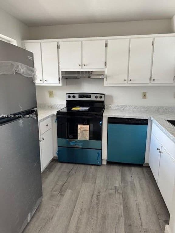 3-bedroom Property — 13404 SW 62nd St #101-L