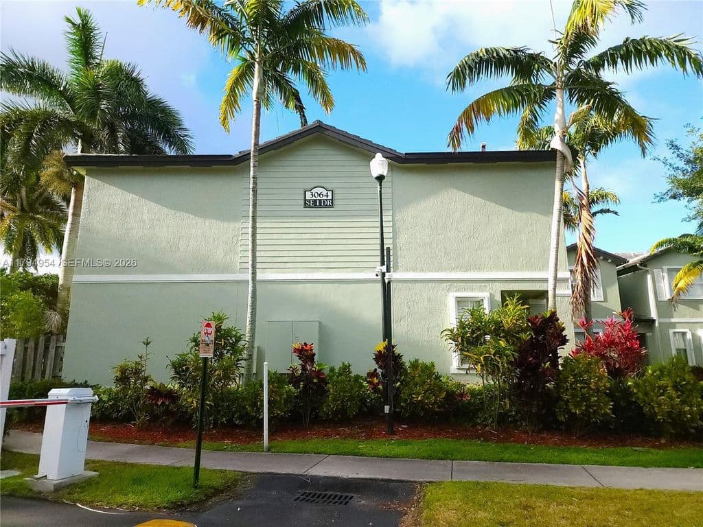 3+1 Mülk — 3064 SE 1st Dr Unit 3