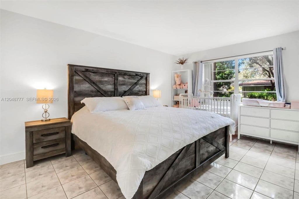 1+1 Condo — 8501 NW 8th St APT 110