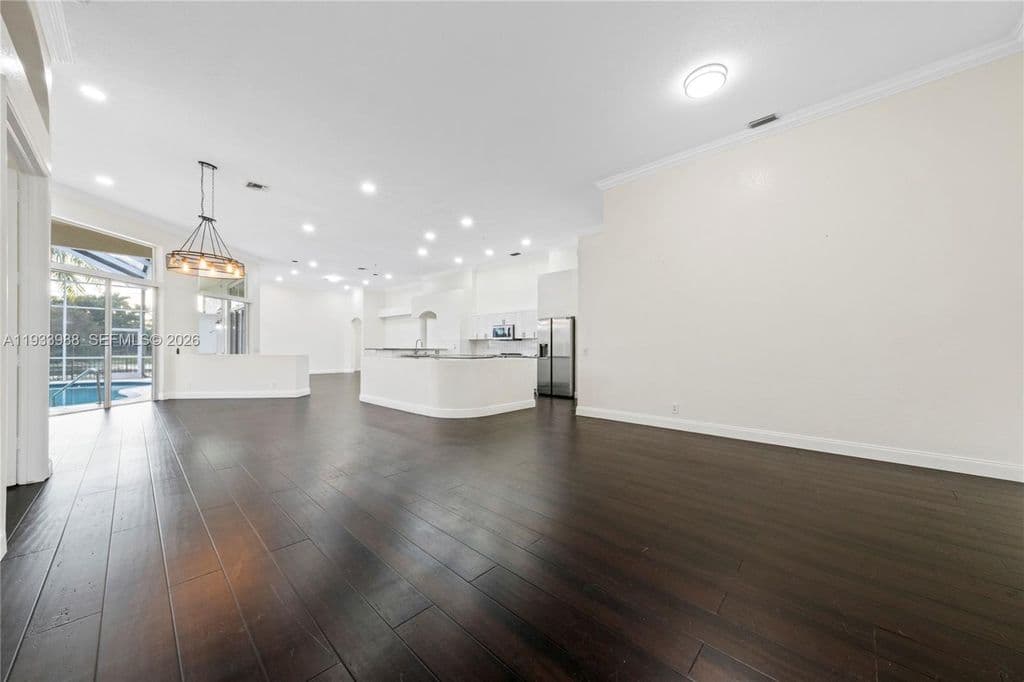 5+1 Müstakil ev — 2893 Oakbrook Dr