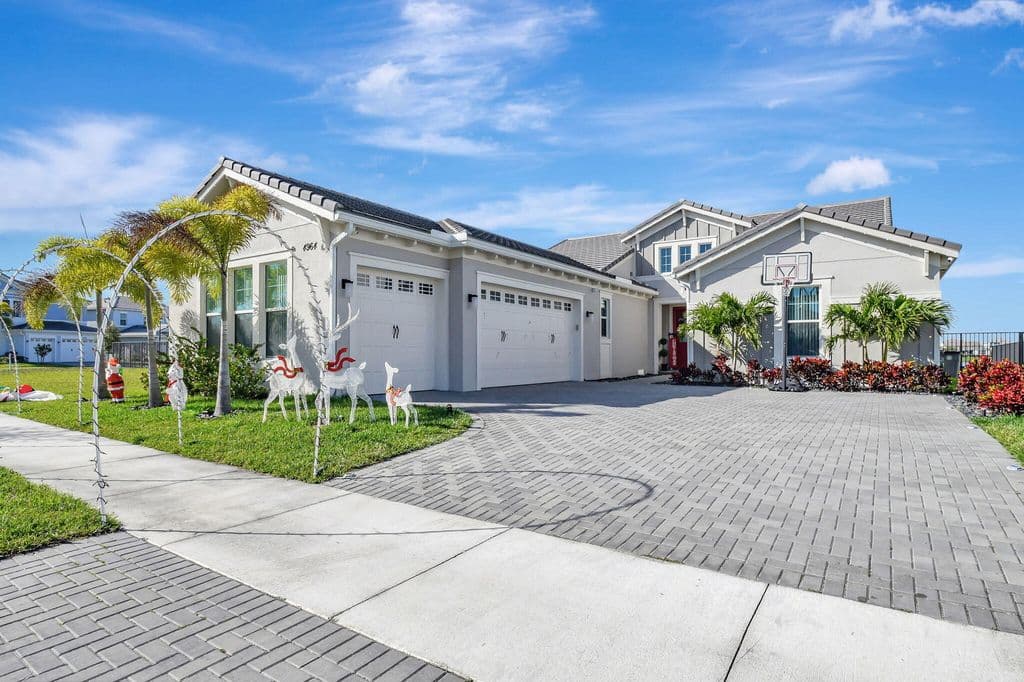 3-bedroom Single-Family Home — 4964 Liberty Lane