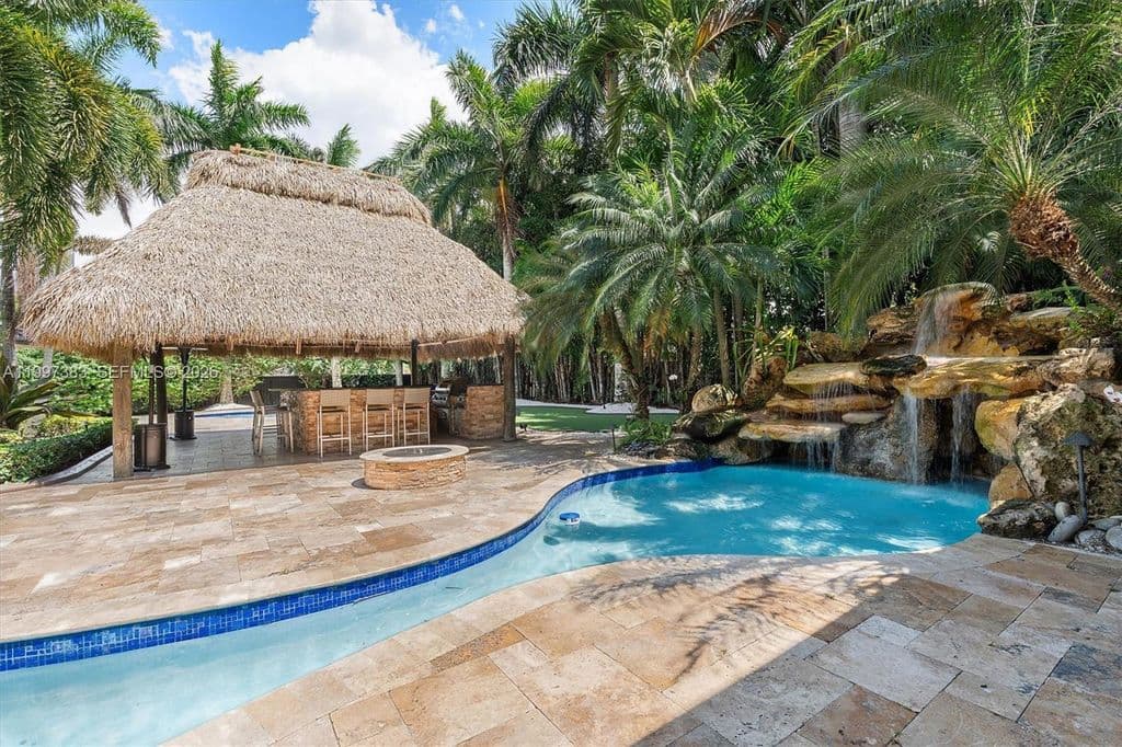 5-bedroom Single-Family Home — 14800 SW 166th St