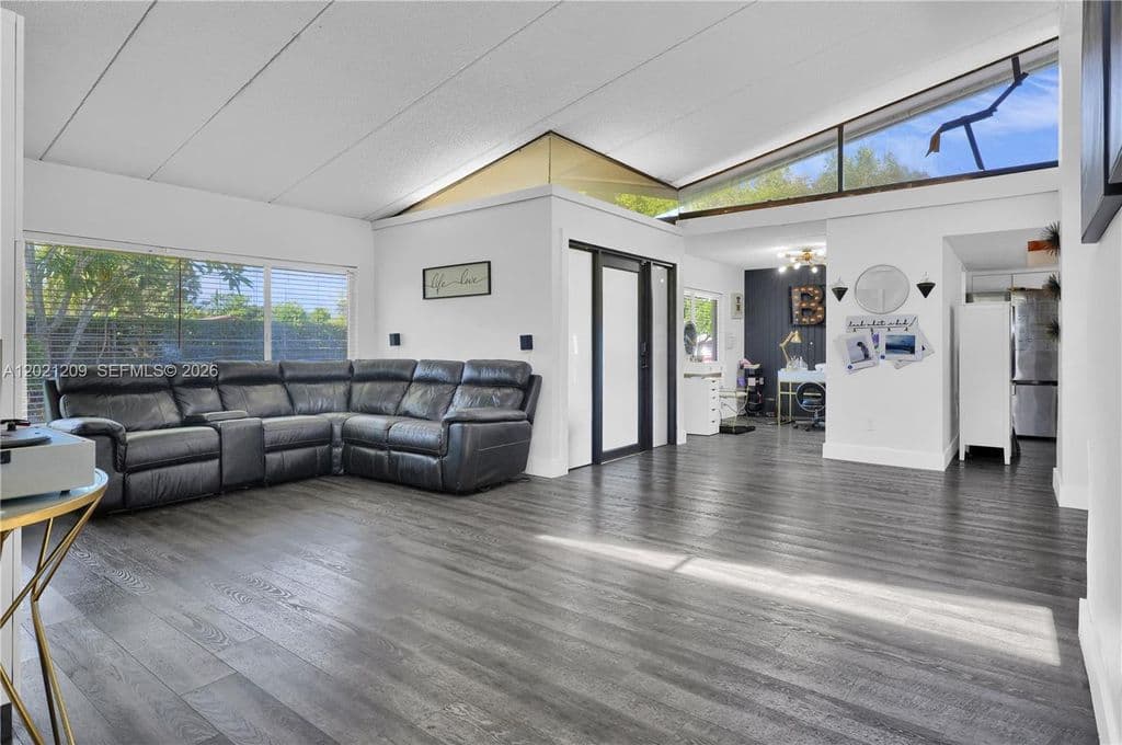 4-bedroom Single-Family Home — 19755 SW 241st Ter