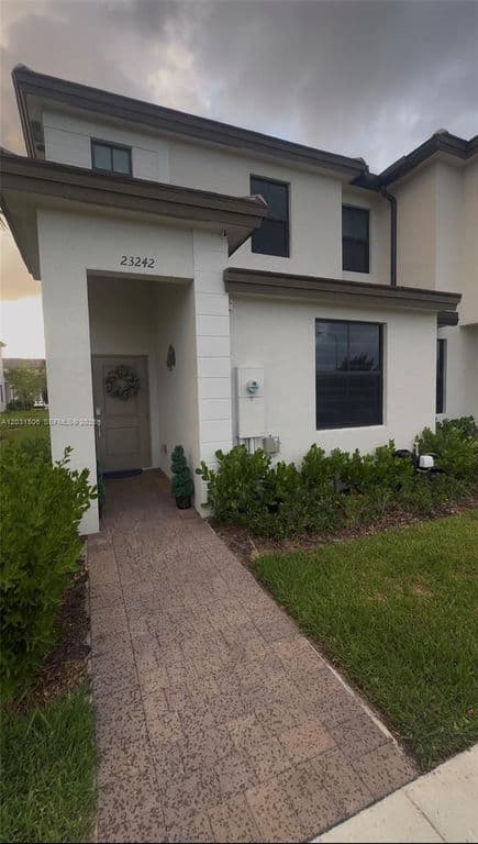 3-bedroom Property — 23242 SW 127th Ct
