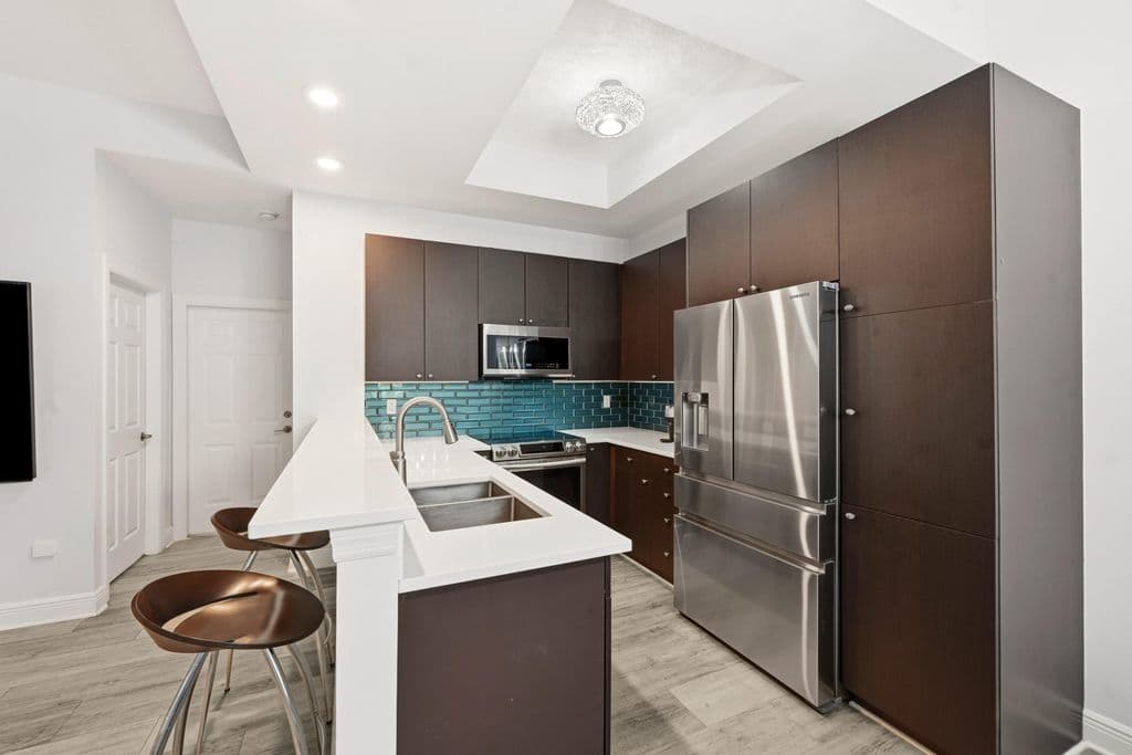 3+1 Mülk — 518 N Federal Highway #14