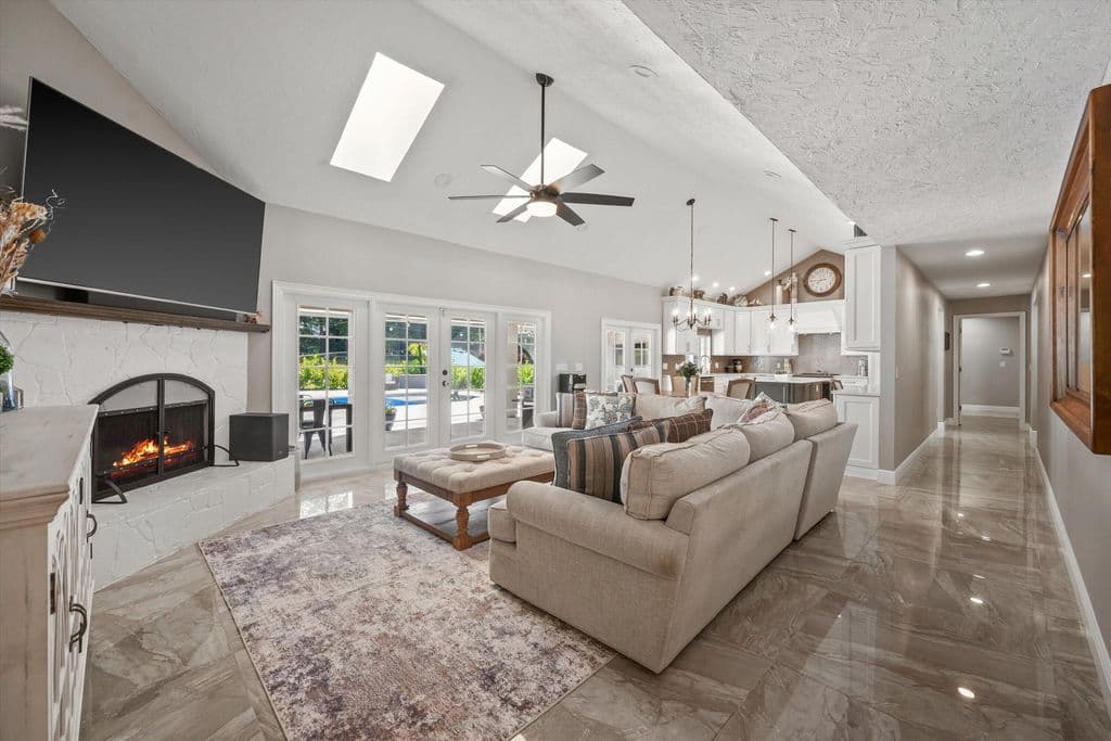 4+1 Müstakil ev — 13275 Garwood Court