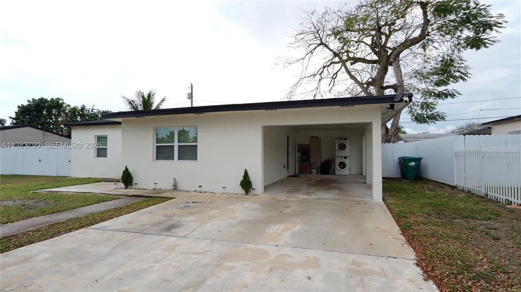3+1 Müstakil ev — 14580 Harrison St