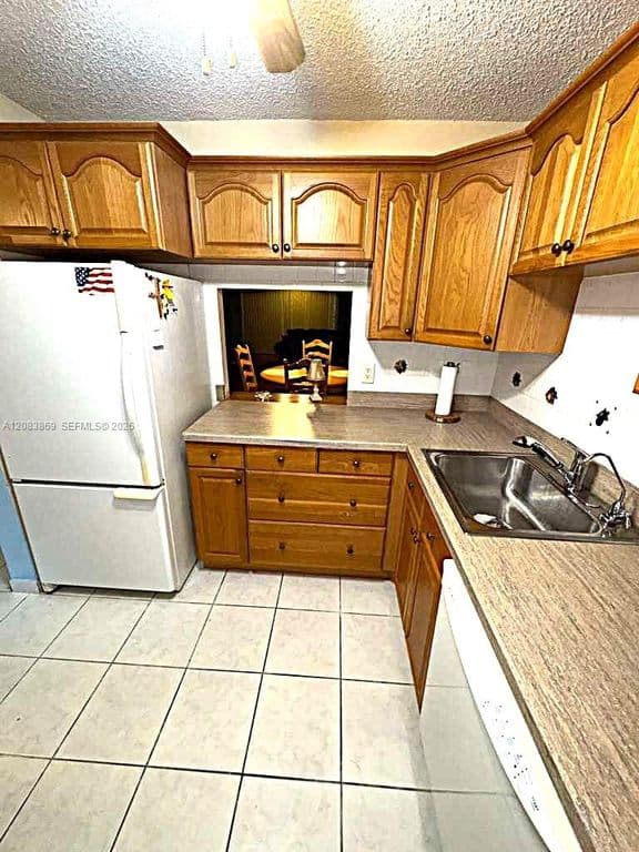 2+1 Condo — 7680 NW 1st St APT 107